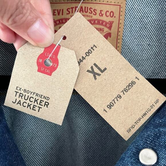 NWT: LIMITED LEVI'S Handmaid's Tale Collab Denim Jean Jacket XL (H-157) - Picture 9 of 12